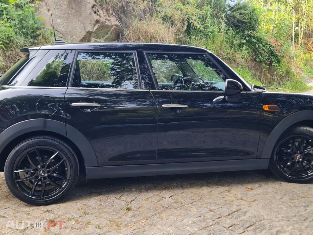 MINI Cooper One D