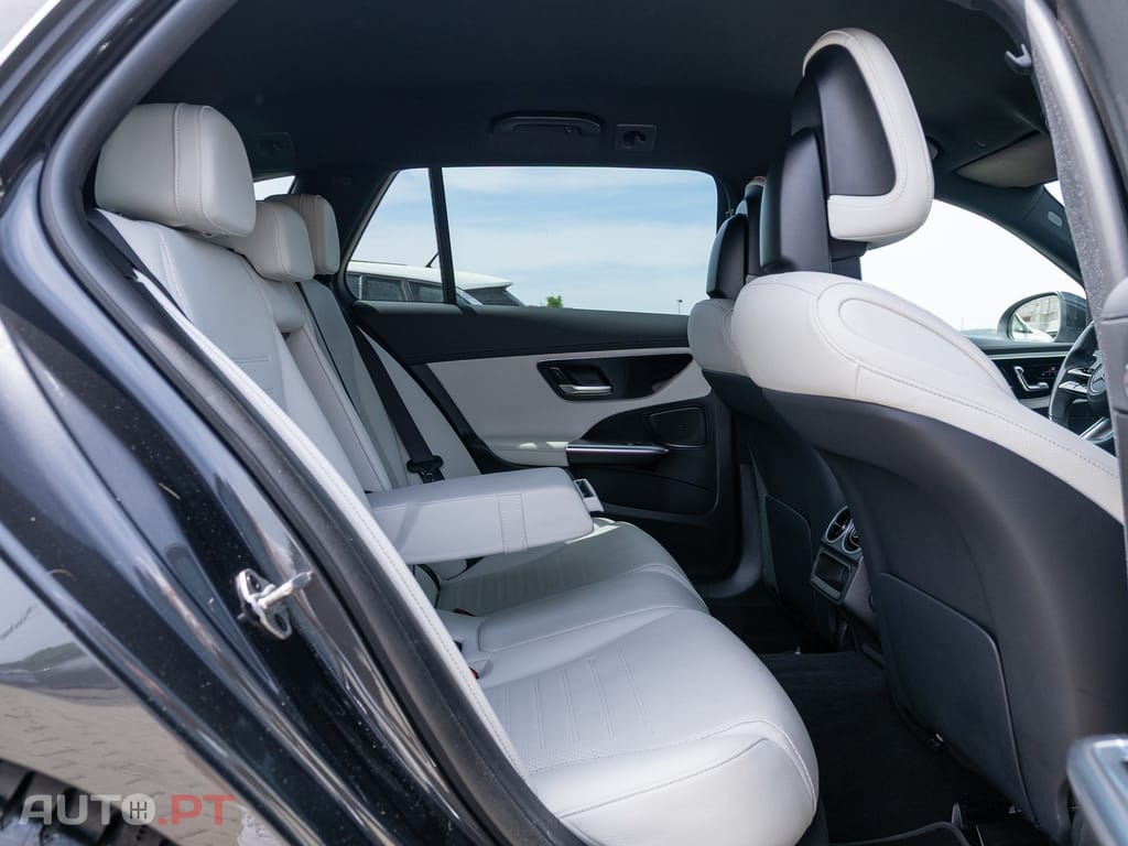 Mercedes-Benz C 300 d AMG Line
