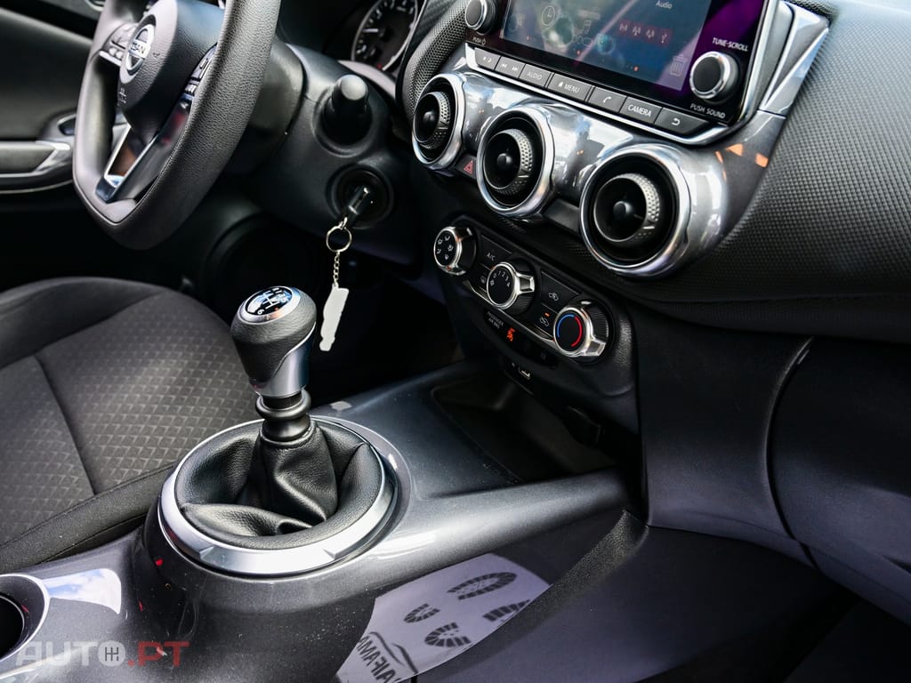 Nissan Juke 1.0 DIG-T N-Connecta