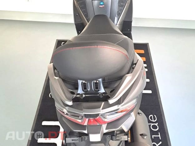 Mitt 125 GT MAX