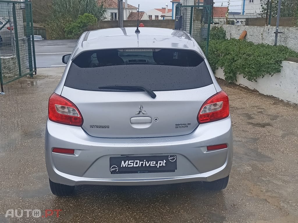 Mitsubishi Space Star 1.2 Intense Connect Edition