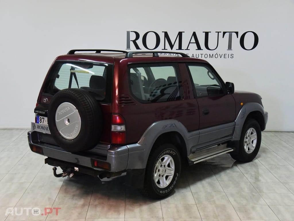 Toyota Land Cruiser 3.0 TD Pack 2