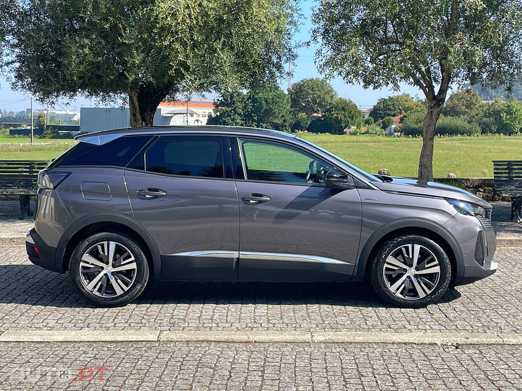 Peugeot 3008 1.6 Hybrid Allure Pack e-EAT8