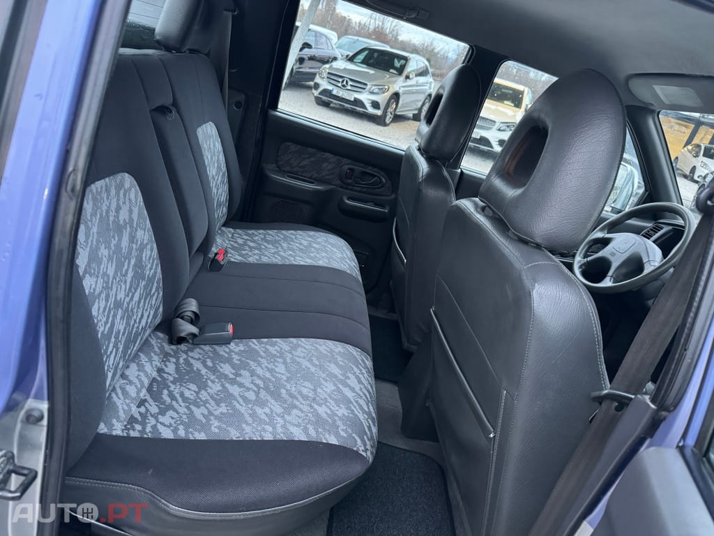 Mitsubishi L200 2.5 TD Strakar CD