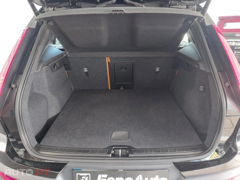 Volvo XC40 1.5 T4 PHEV Inscription Expression