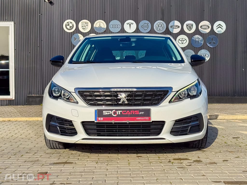 Peugeot 308 1.5 BlueHDi Business Line