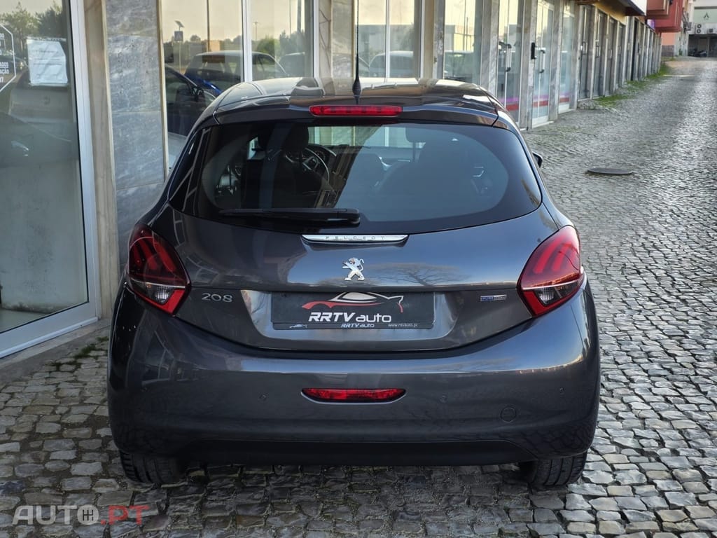 Peugeot 208 1.2 PureTech Allure EAT6