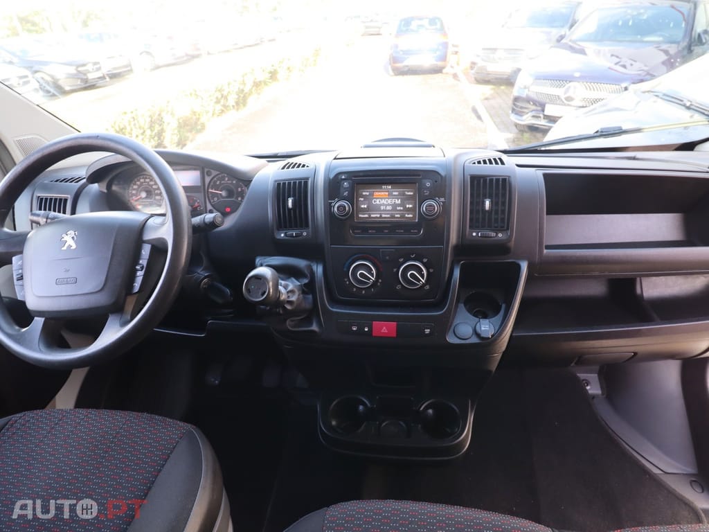 Peugeot Boxer 2.0 BlueHDi 330 L2H2 Premium