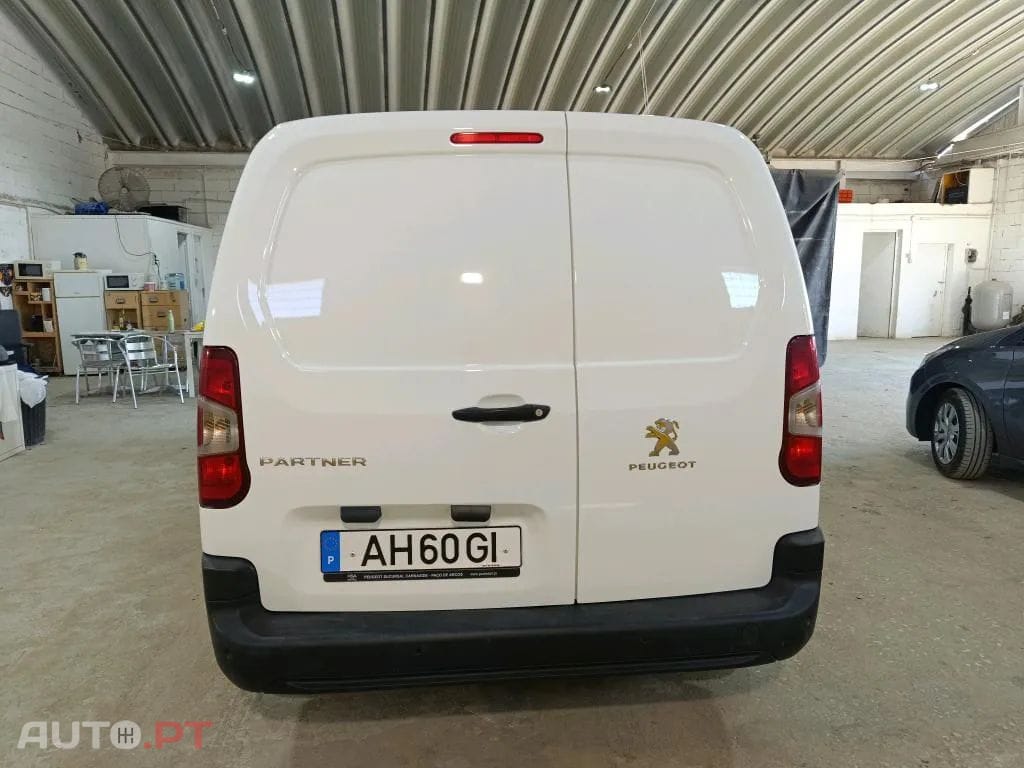 Peugeot Partner 1.5 BlueHDi Pro Longa
