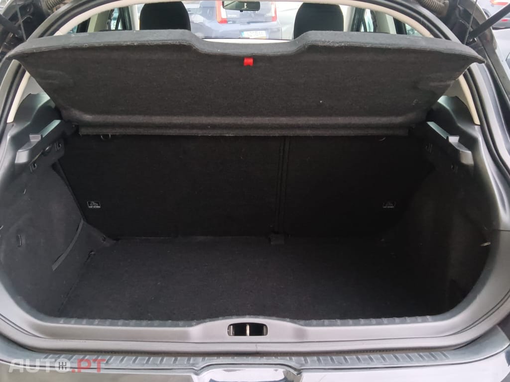 Peugeot 308 1.6 HDi Executive