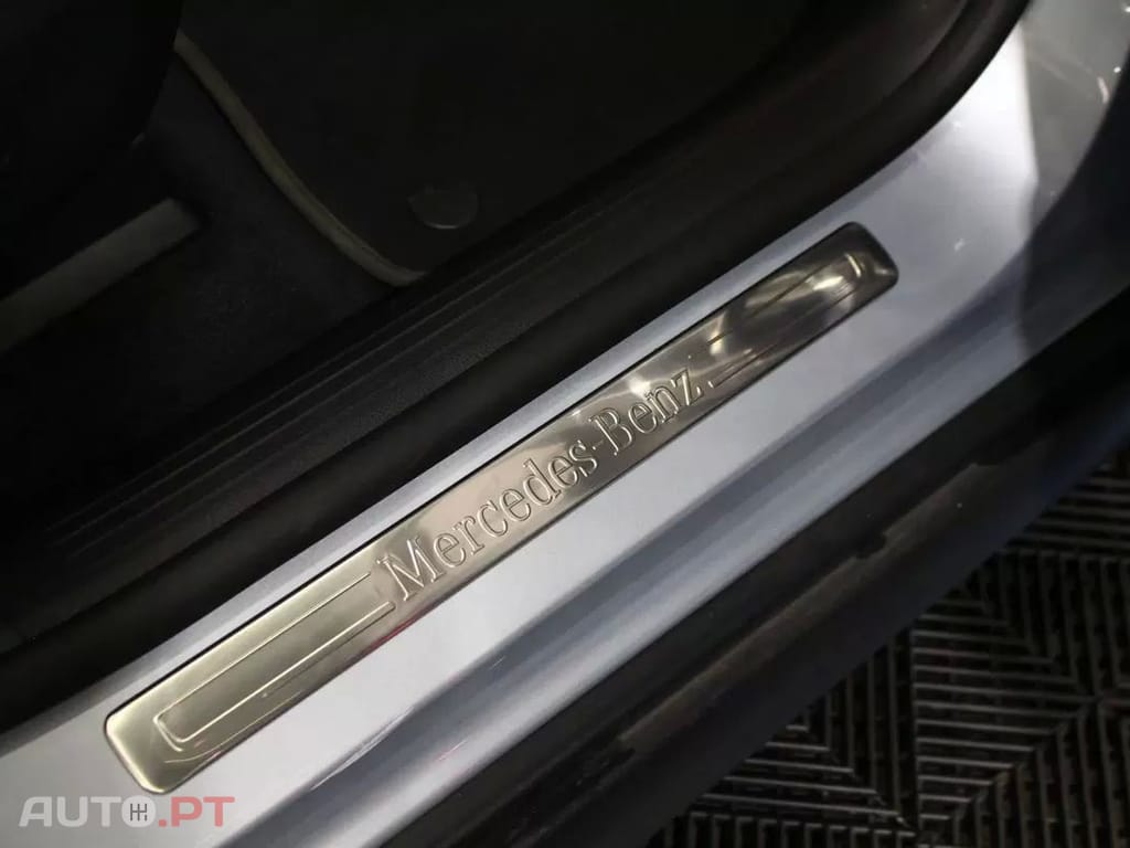 Mercedes-Benz EQE SUV 300 Edition