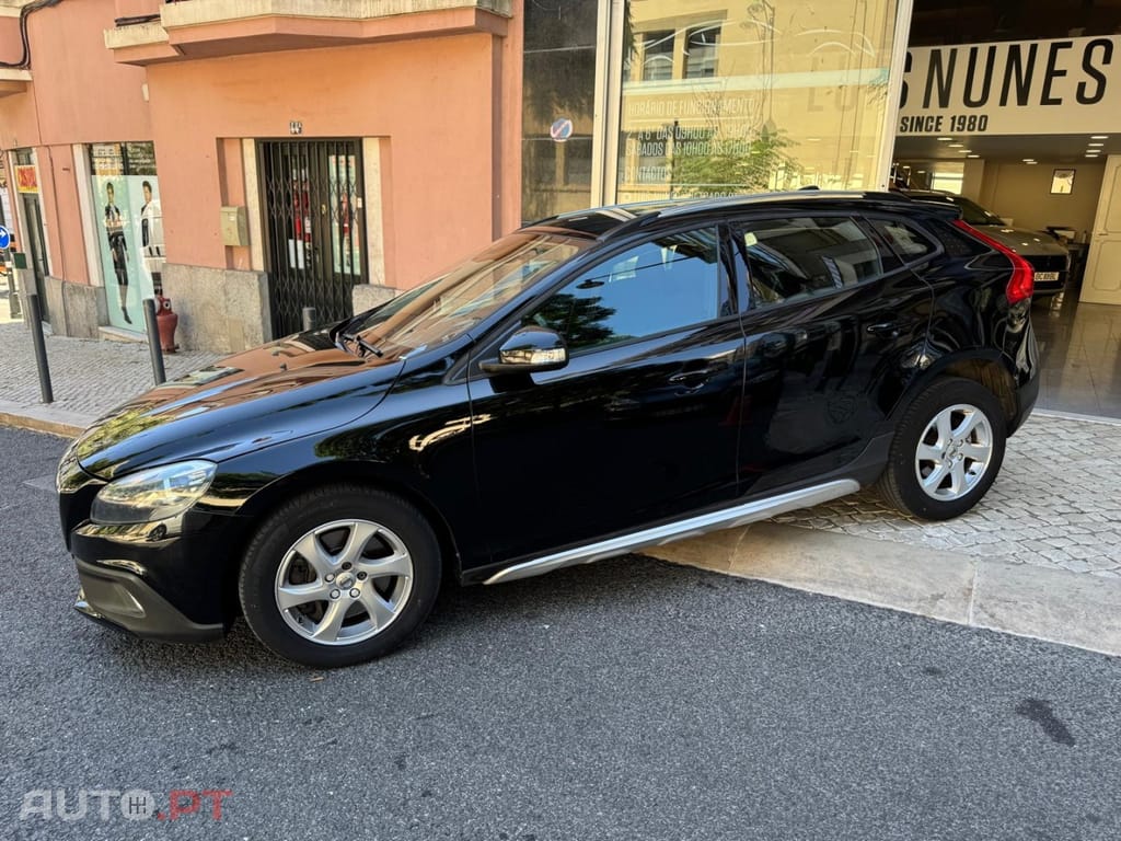 Volvo V40 Cross Country 2.0 D2 Momentum