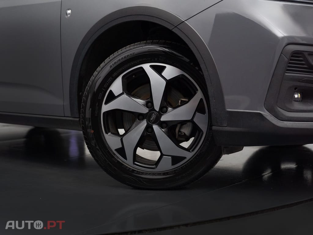 Ford Tourneo Grand 2.0 TDCi Active