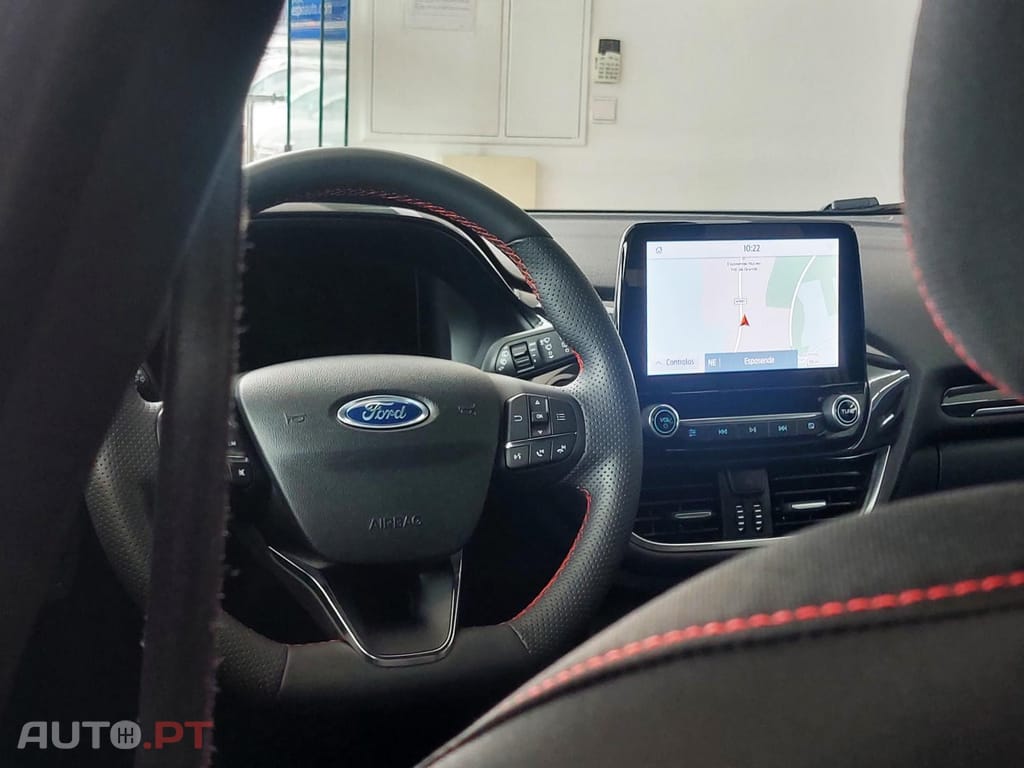 Ford Puma 1.0 Ecoboost MHEV ST-Line 