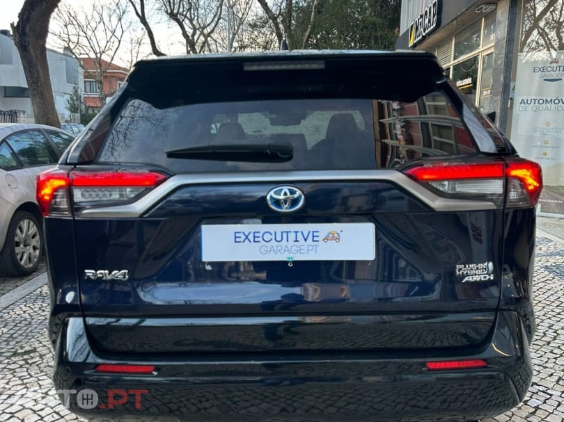 Toyota RAV4 2.5 HDF Square Collection AWD-i