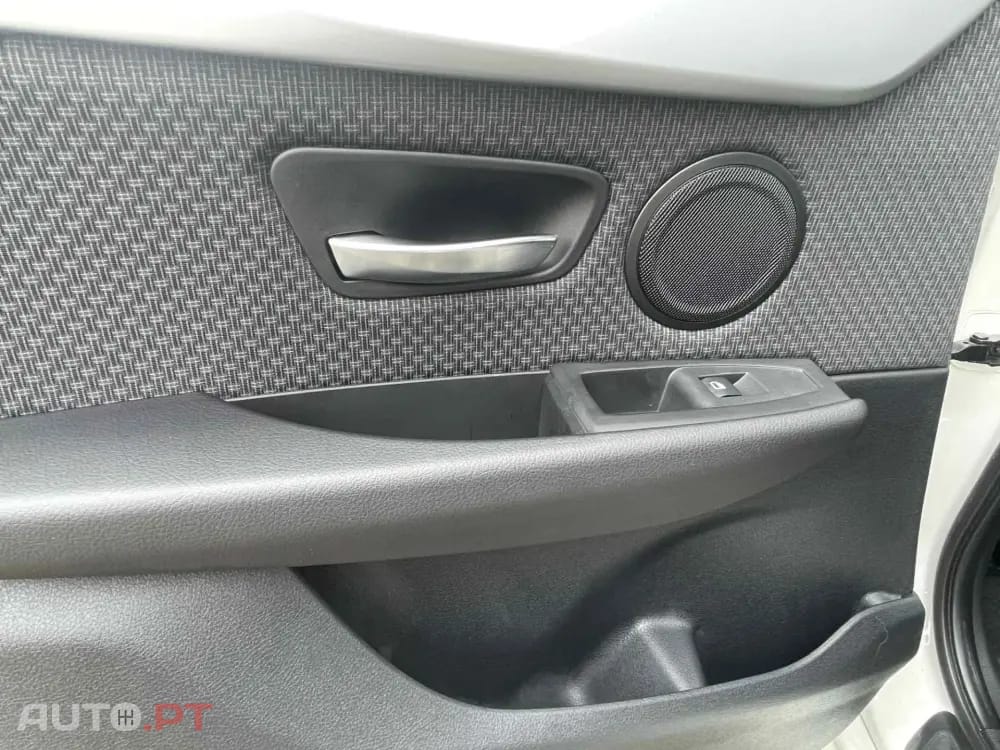 BMW 216 d
