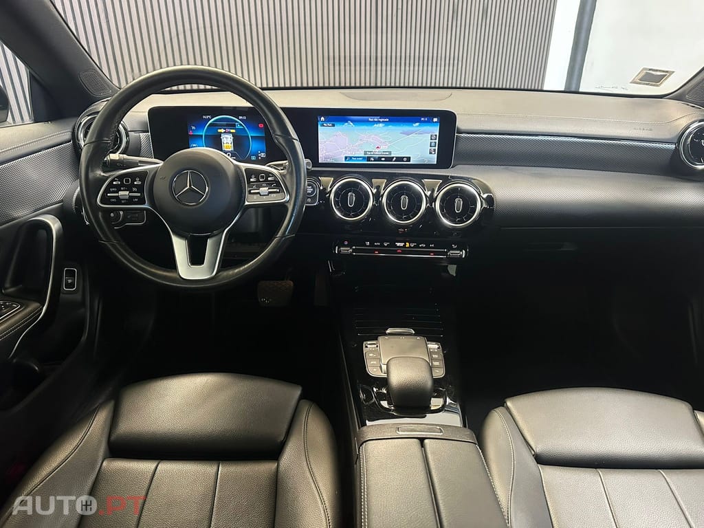 Mercedes-Benz CLA 200 Progressive