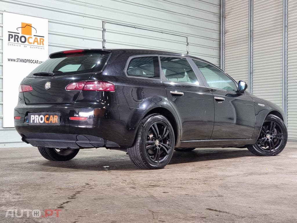 Alfa Romeo 159 Sportwagon 1.9 JTDm 16V Sportiva+