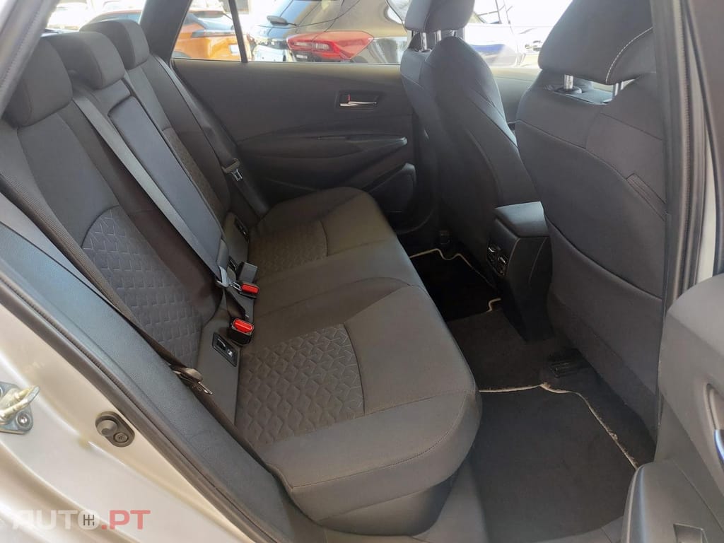 Toyota Corolla Touring Sports 1.8 Hybrid Comfort+P.Sport