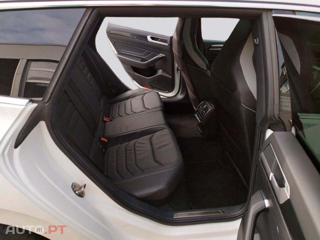 Volkswagen Arteon 1.4 TSI eHybrid R-Line I.V.A DEDUTIVEL 