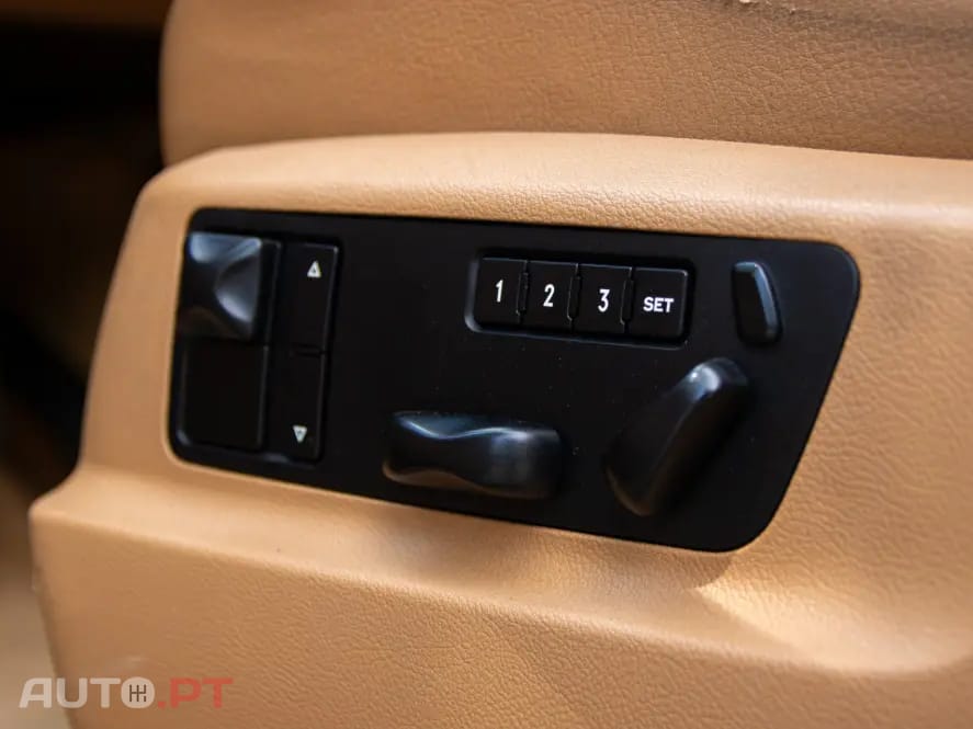 Porsche Cayenne Tiptronic