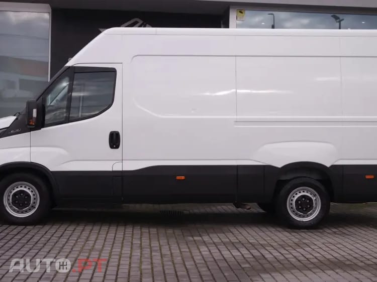 Iveco Daily 2.3 35C16 3000 CD