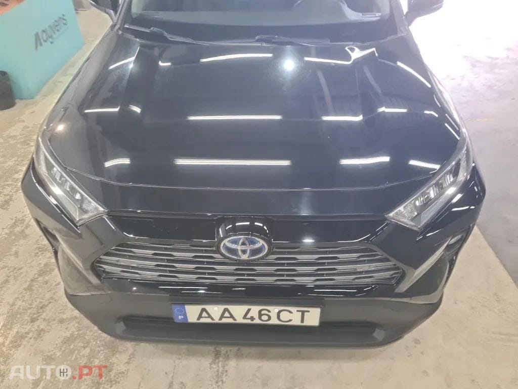 Toyota RAV4 2.5 HDF Comfort