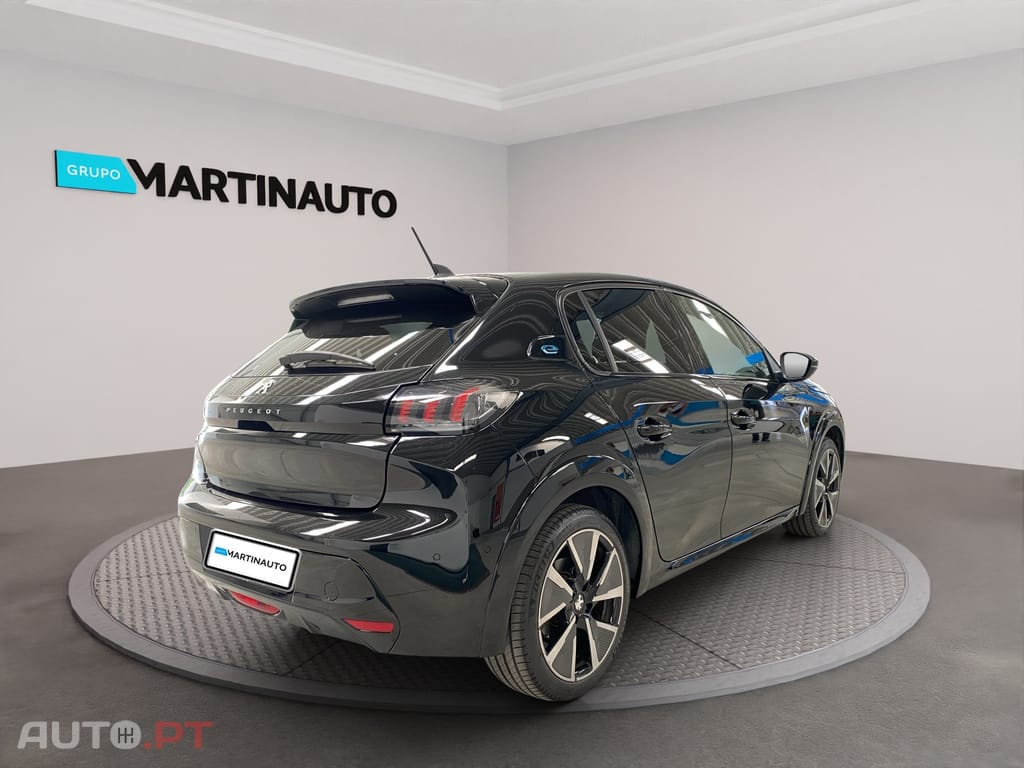 Peugeot E-208 50 kWh GT