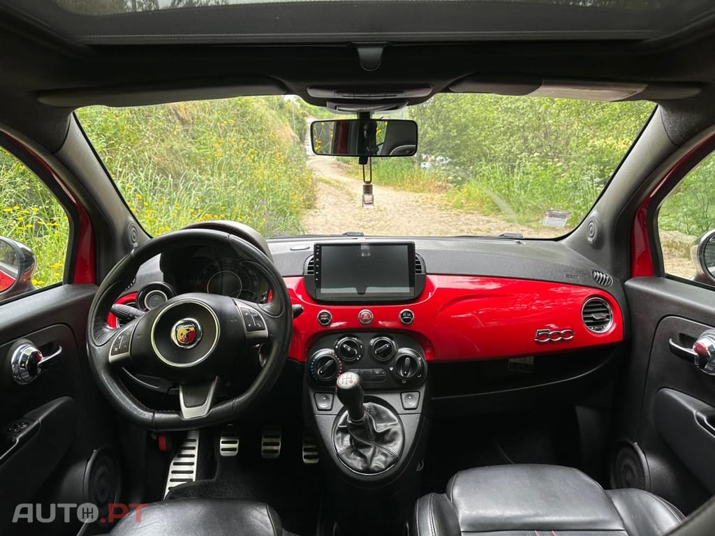 Abarth 500 1.4 T-Jet Competizione