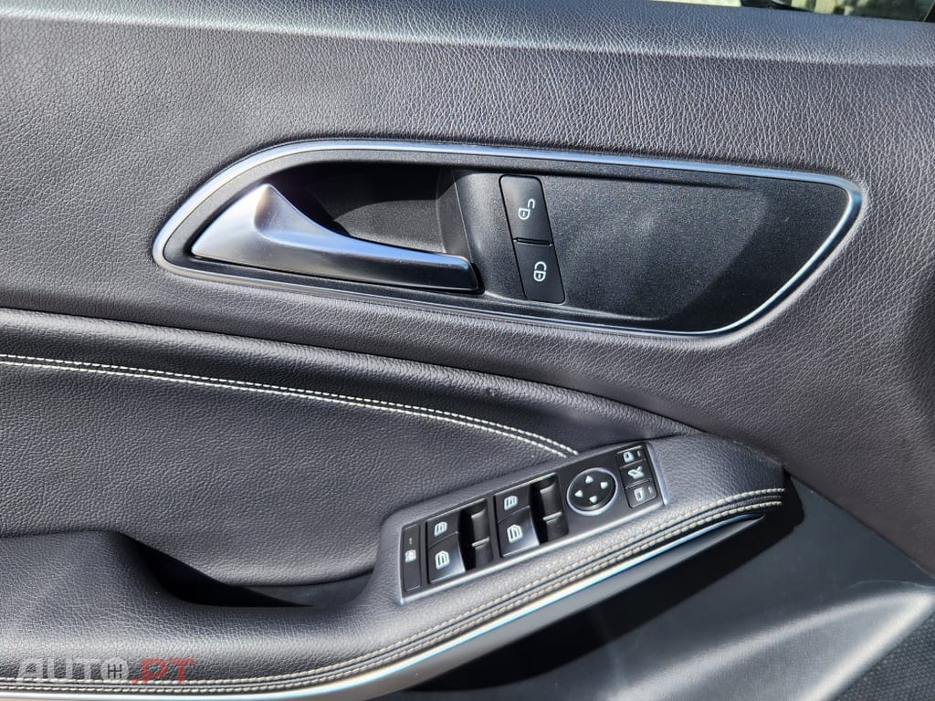 Mercedes-Benz A 180 d 7G-DCT AMG Line