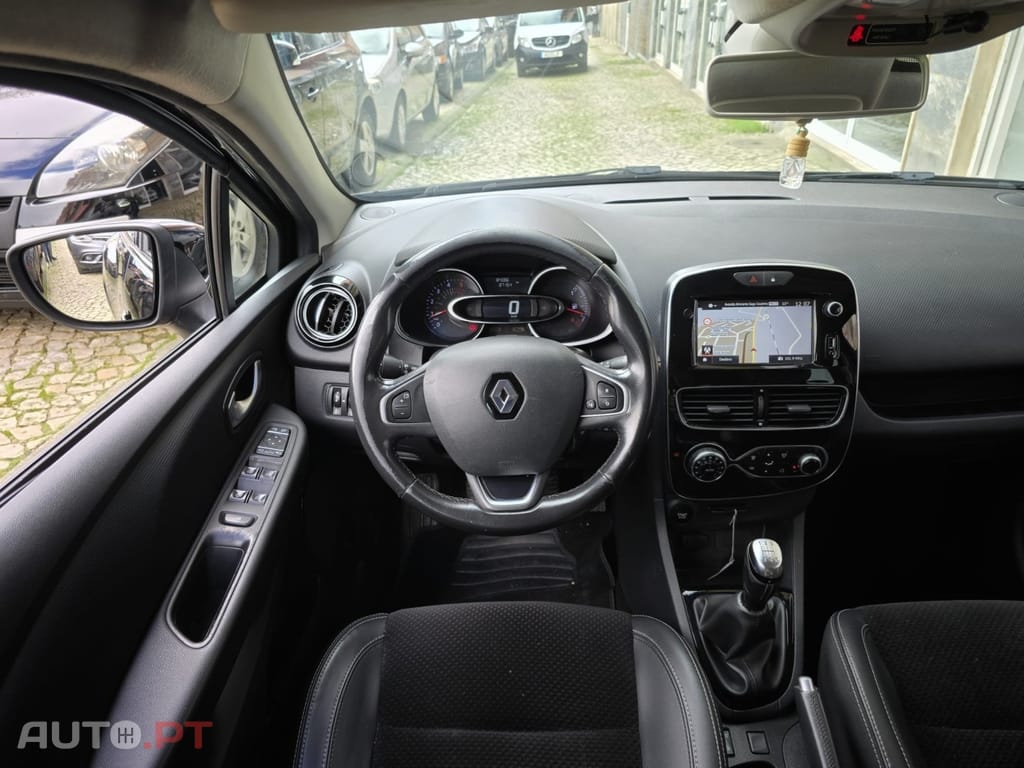 Renault Clio Sport Tourer 1.5 dCi Limited