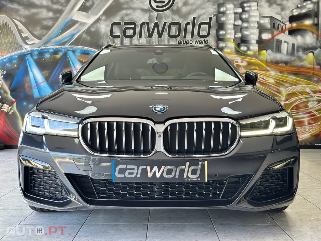 BMW 530 e Pack Desportivo M