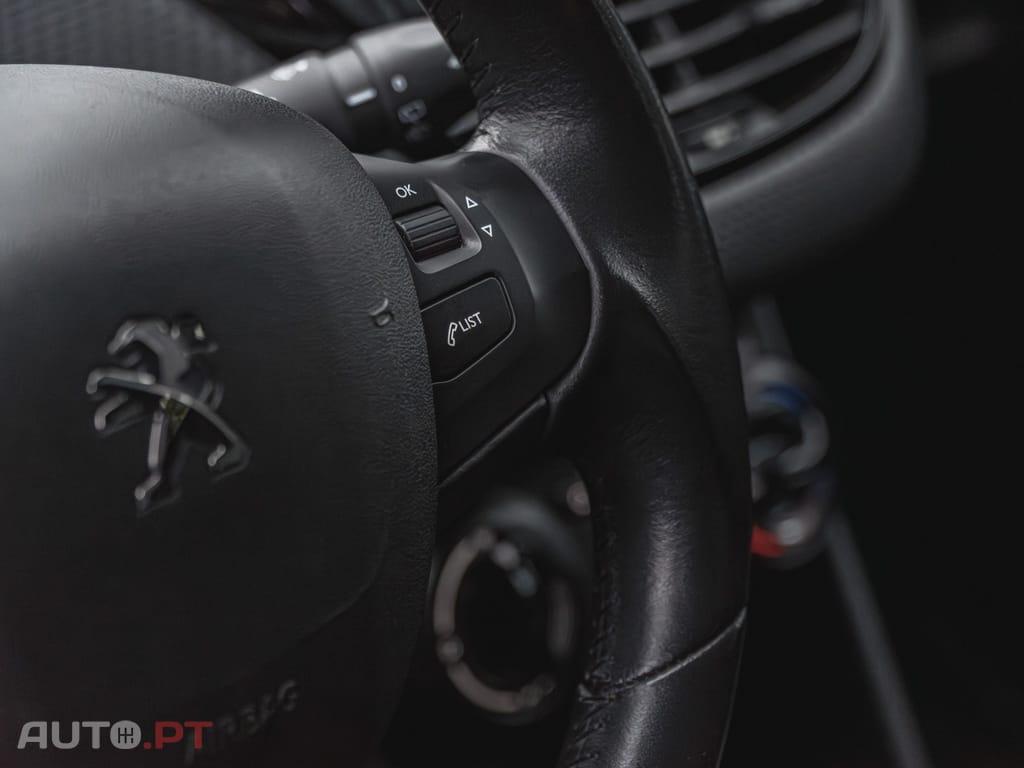 Peugeot 208 1.6 BlueHDi Allure