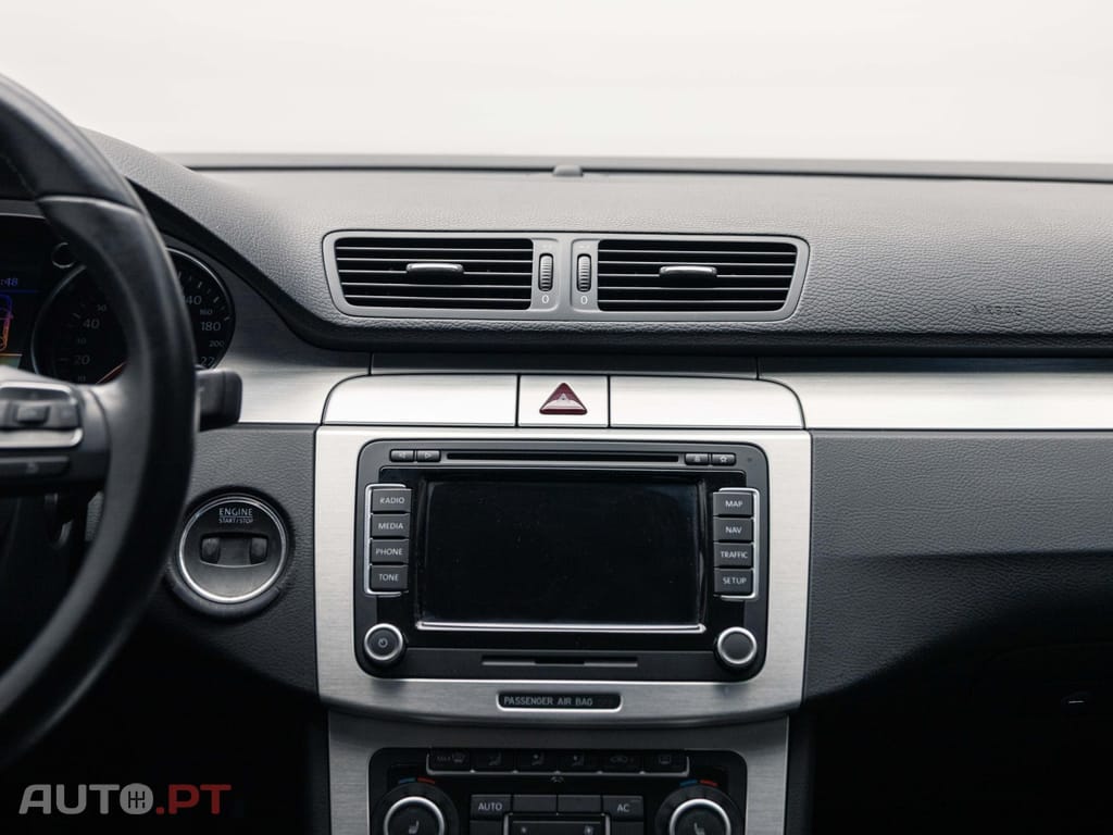 Volkswagen Passat CC 2.0 TDi