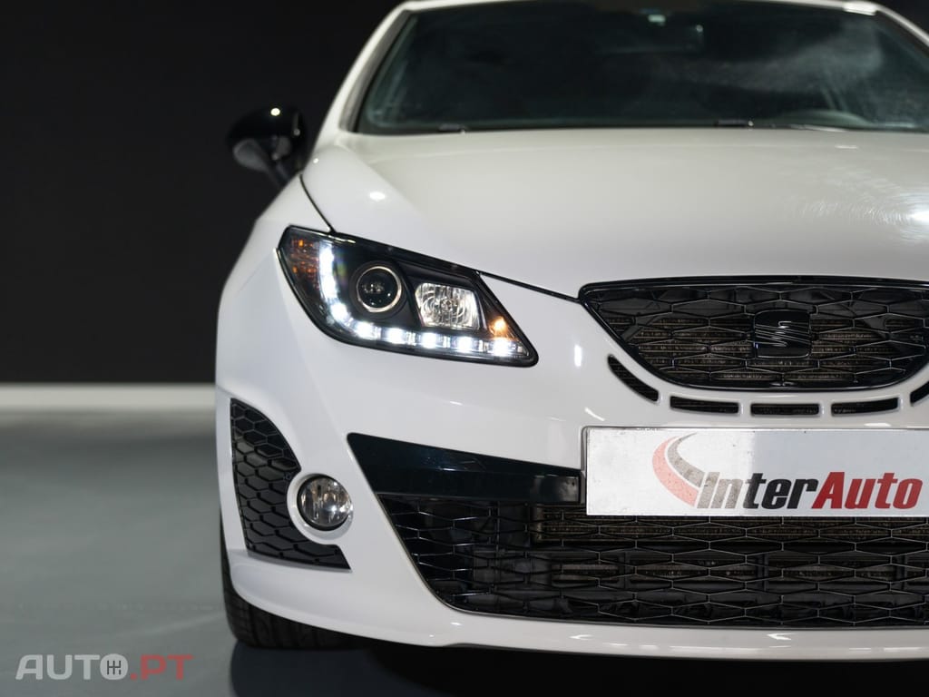 Seat Ibiza SC 1.4 TSI Cupra DSG