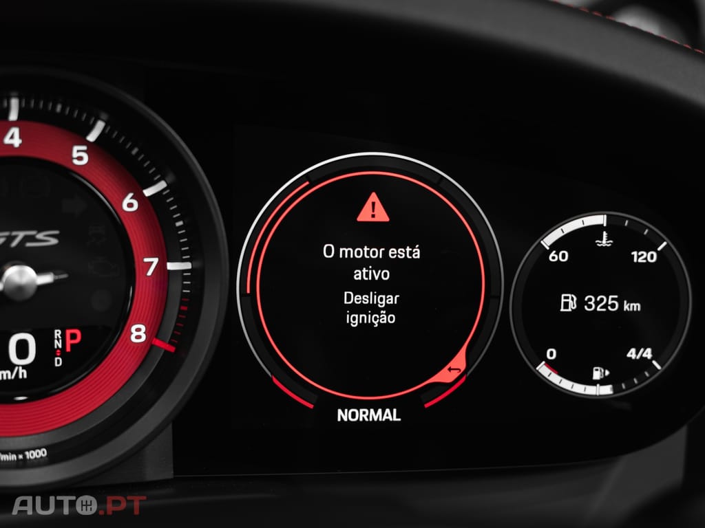 Porsche 992 Carrera 4 GTS PDK