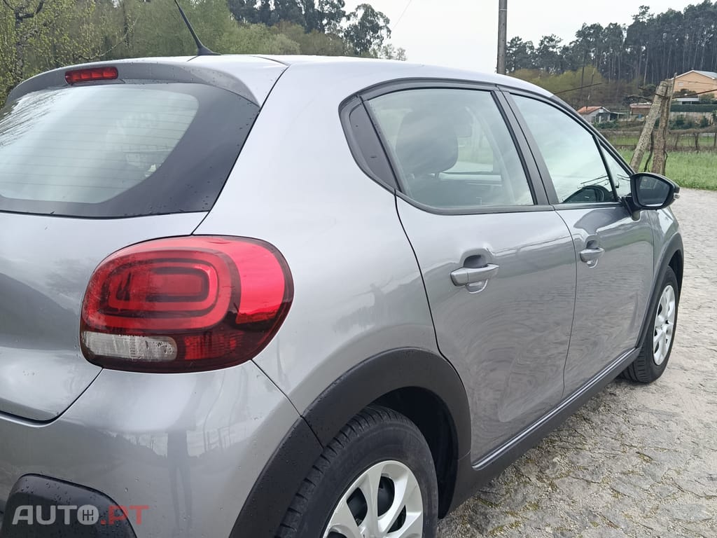 Citroen C3 PureTech attraction