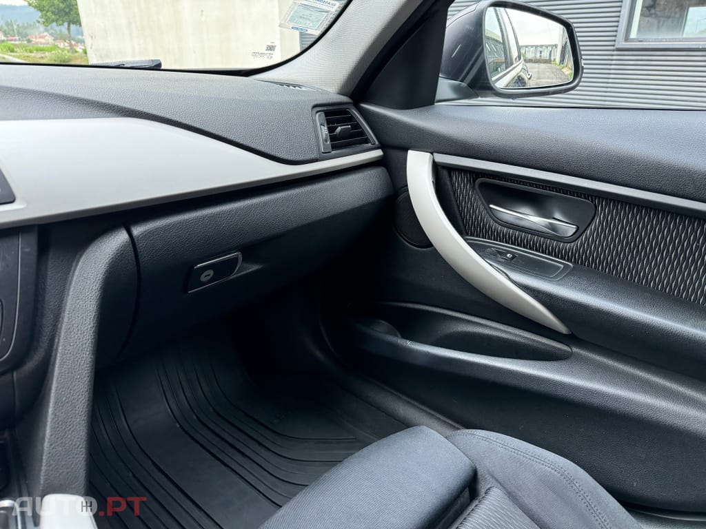 BMW 318 d Touring