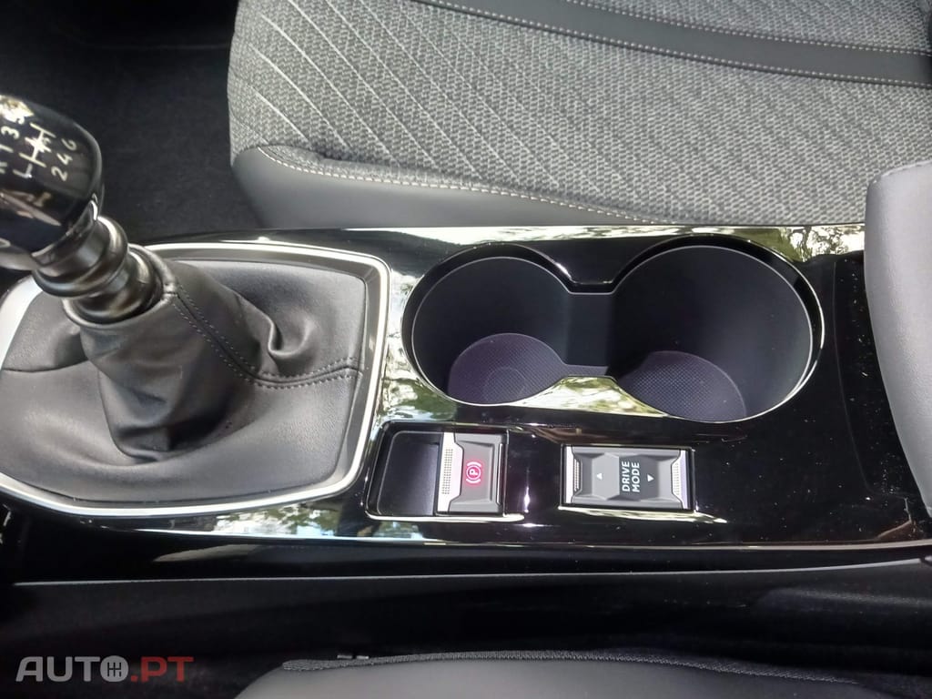 Peugeot 2008 1.2 PureTech Allure Pack