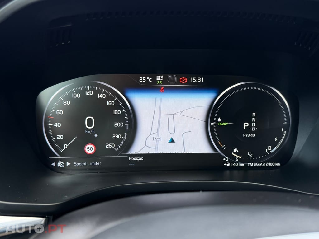 Volvo XC60 2.0 T8 PHEV Momentum Plus AWD