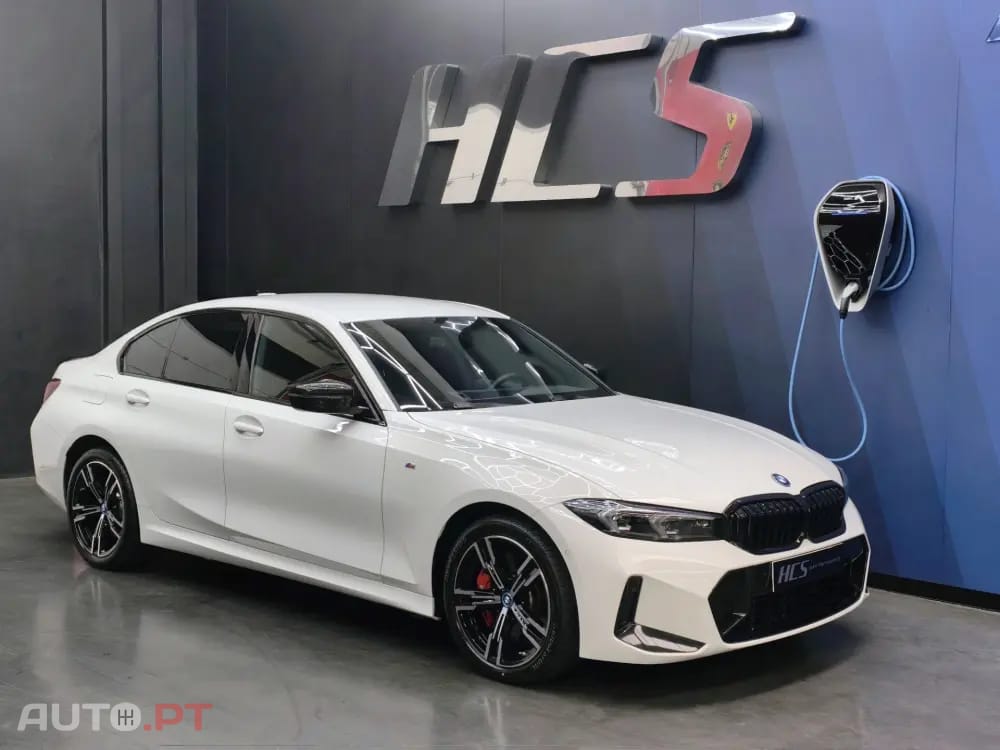 BMW 330 e Pack Desportivo M Pro Auto