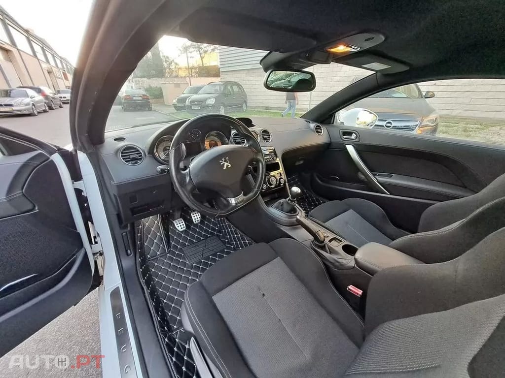 Peugeot RCZ 1.6 200 THP Onyx