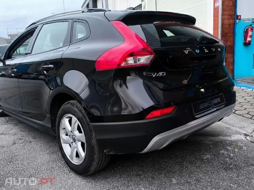 Volvo V40 Cross Country 1.6 D2 Momentum Powershift