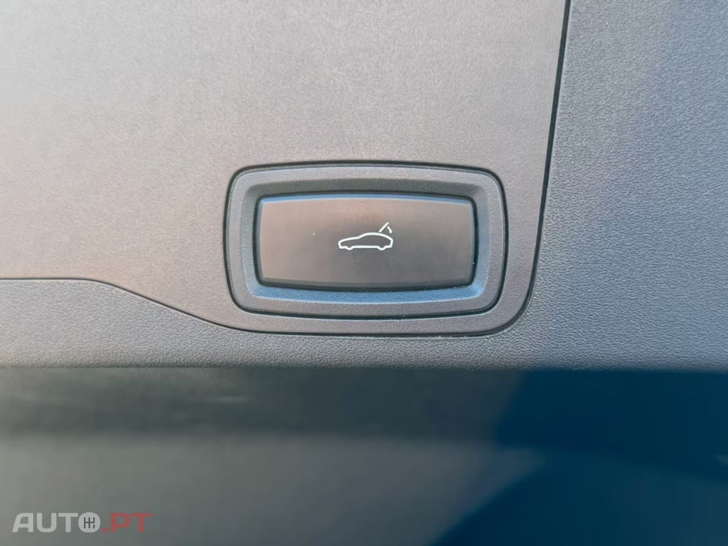 Porsche Taycan I.V.A DEDUTIVEL