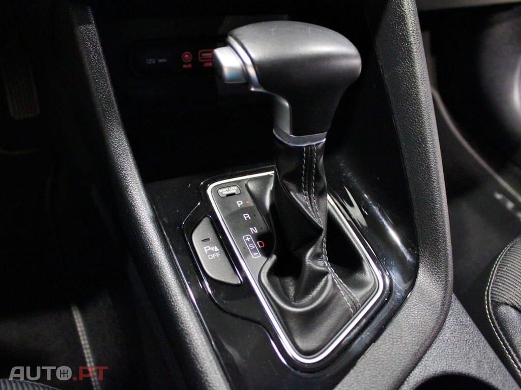 Kia Niro 1.6 GDi HEV Urban