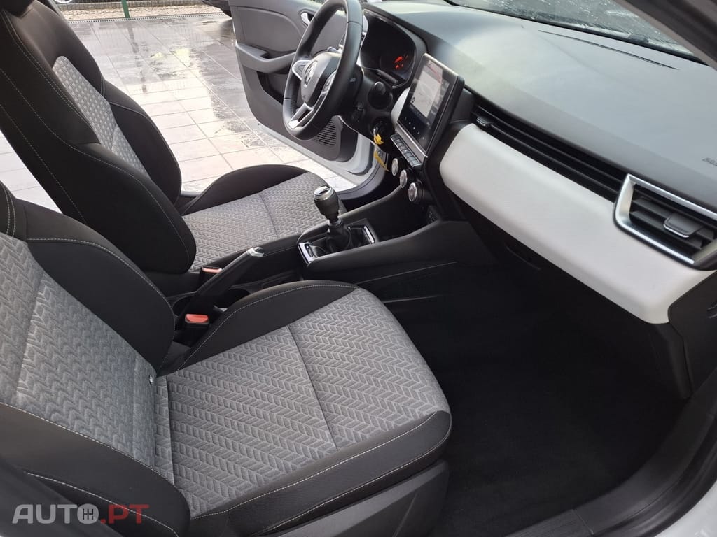 Renault Clio 1.0 TCe Limited Bi-Fuel