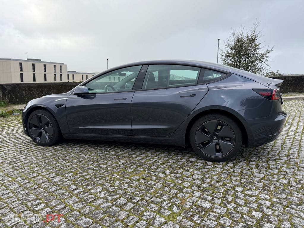 Tesla Model 3 Standard Range Plus RWD