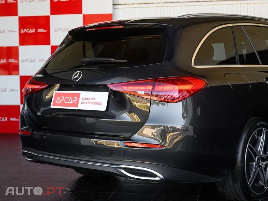 Mercedes-Benz C 300 e AMG Line