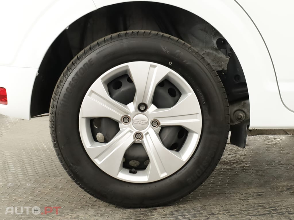 Dacia Sandero Sandero 1.0 ECO-G Essential Bi-Fuel