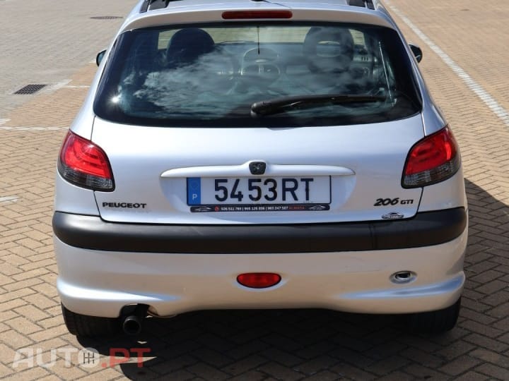 Peugeot 206 1.6 GTi